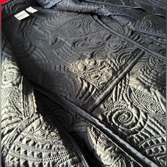 Women’s Embroidered Zipper Jacket by Chico’s Size 0 Navy, Stylish & Chic - Picture 8 of 10